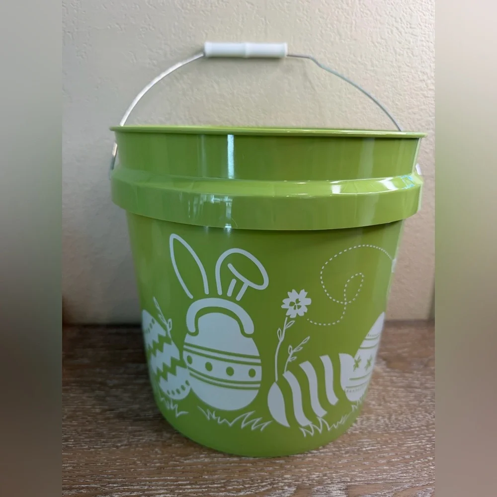 New Target 2gal Bucket Easter Flowers Green